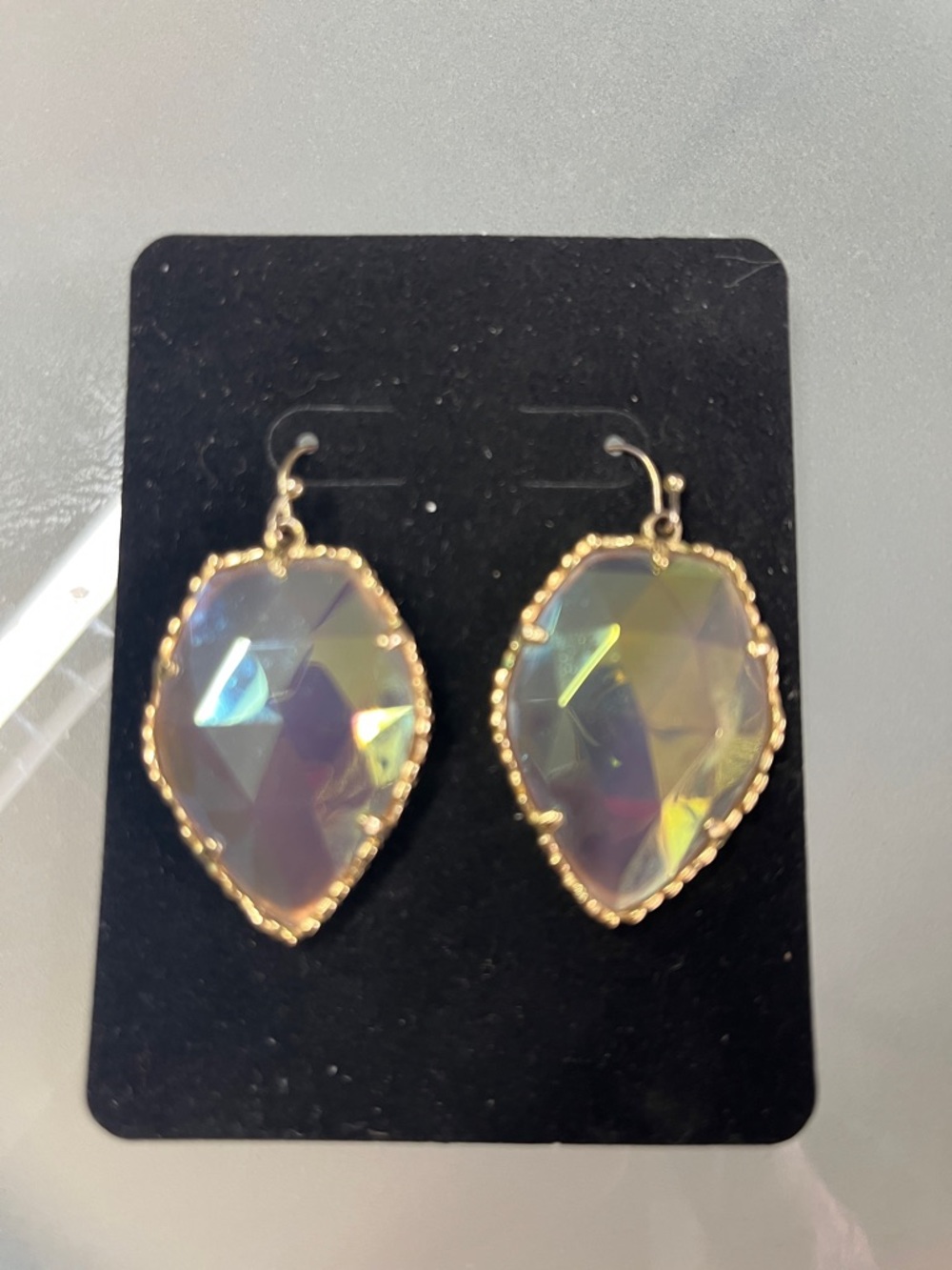 Rare Kendra Scott Slate Iridescent Corley Earrings in Gold. Hard to find!